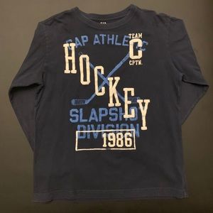 Gap kids hockey long sleeve shirt Size L